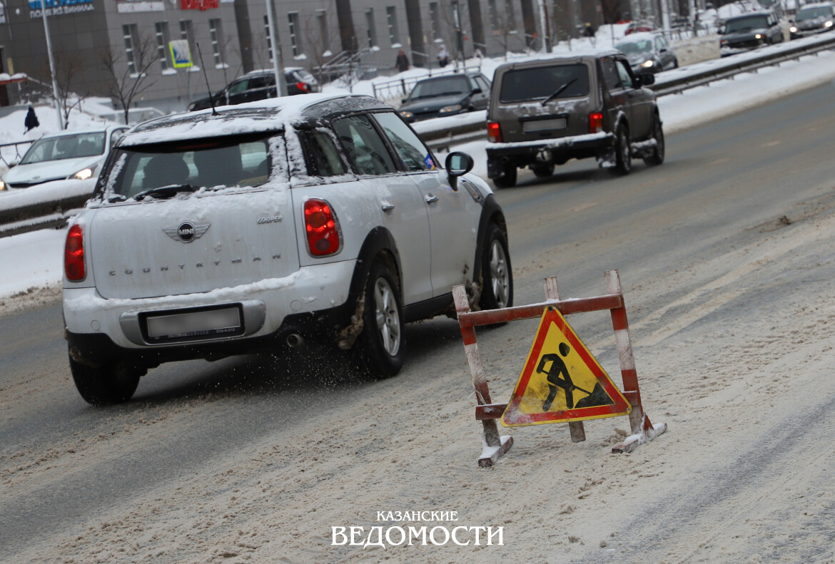 Зимнее вождение: как безопасно ездить в снегопад и гололед