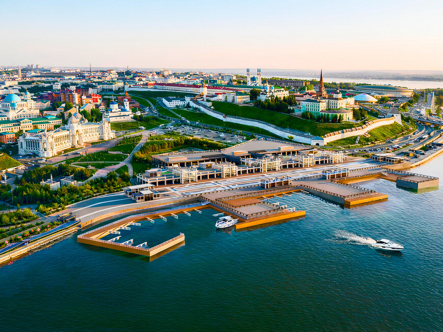 На Кремлевской набережной появится новая инфраструктура для водного транспорта