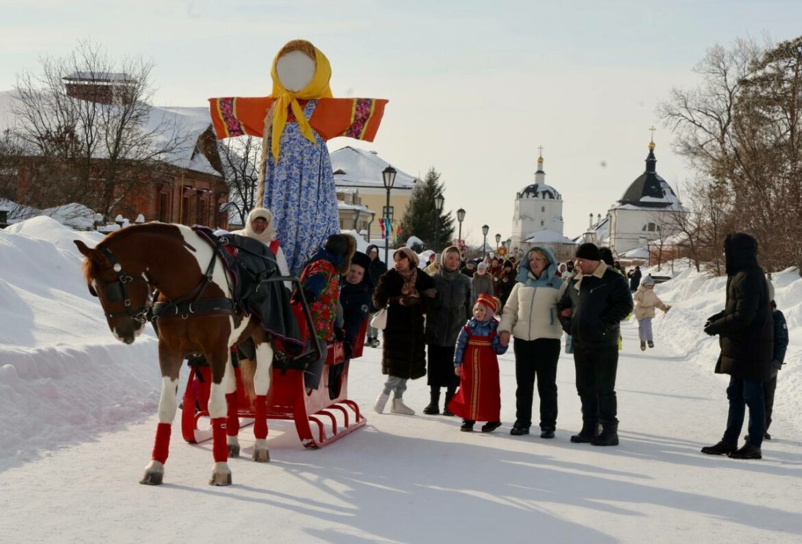 Широкая Масленица в Свияжске открыла дорогу весне