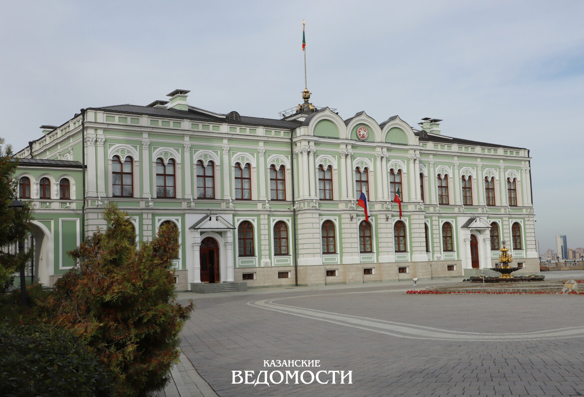 Императорская квартира, коммуналка и резиденция: перипетии судьбы Губернаторского дворца