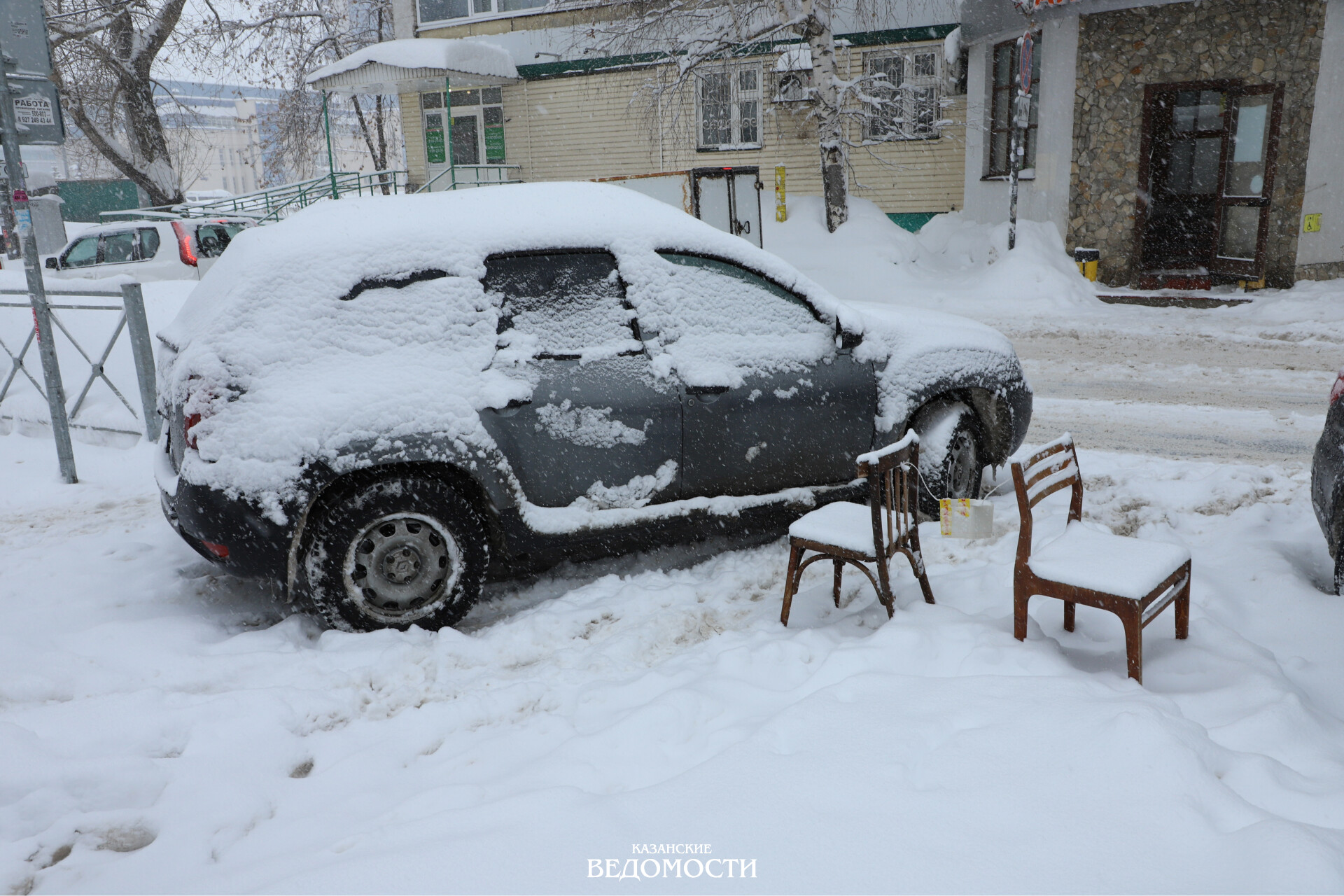 Можно ли парковаться в чужих дворах?