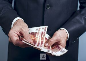 Курс рубля начал снижаться на фоне новости об отставке правительства