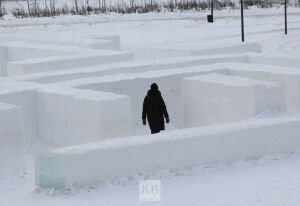В Горкинско-Ометьевском лесу открылся снежный лабиринт