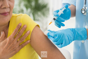 Стоит ли пожилым делать прививку от гриппа?