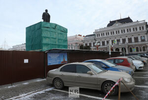 Ленин вернулся  на площадь Свободы