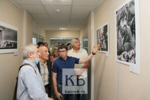 В АО «Татмедиа» открылась выставка «Фотопоэма о журналистах советской Татарии»