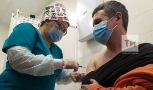 В Татарстане от COVID был привакцинирован стотысячный человек  