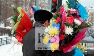 Опрос «Казанских ведомостей»: какие цветы вам дарят на 8 Марта и о каких вы мечтаете?