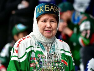 Бабушка «Ак Барса»: помогут ли «приговоры» самой преданной фанатки казанского клуба выиграть Кубок Гагарина 
