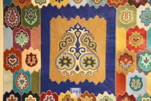 Особый шов и узорные ичиги: почему татарская кожаная мозаика уже более 300 лет остается актуальной