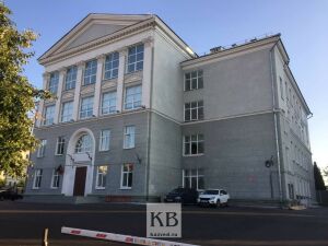Конфликт частной и муниципальной школ из-за здания в центре Казани: что ждет учеников с ОВЗ?
