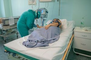 Прирост коронавируса — 74%, но жестких ограничений не будет: как изменится эпидситуация в Татарстане