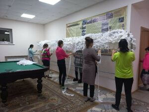 Накрыть сетями: как добровольцы из Татарстана плетут маскировку для СВО
