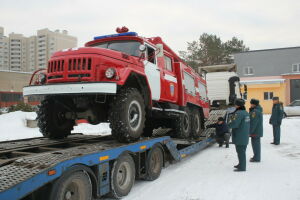 Татарстанские спасатели передадут ЛНР две пожарные машины и техвооружение