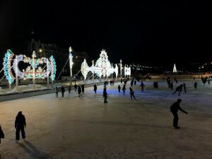 Со своими или напрокат: где в Казани покататься на коньках этой зимой?