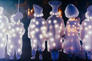 Уличные жонглеры, кинопоказы и цирковое представление под открытым небом: новогодняя афиша для Казани