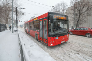 В Казани в новогодние дни продлят работу транспорта и подготовят технику на случай снегопада