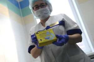 «Где-то подчистую выработали»: в Татарстане отмечен высокий спрос на «детскую» вакцину от COVID-19