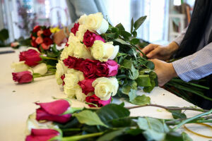 «Будут выживать сильнейшие»: казанские флористы — о проблемах и перспективах цветочной отрасли