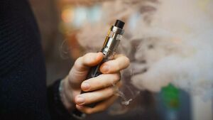 Пульмонолог: «Число курильщиков сокращалось в течение 20 лет, а вейпы переломили эту тенденцию»