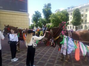 «Понадобилось три микроавтобуса»: Зуфар Гаязов о церемонии сбора подарков к Сабантую