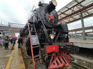 Скорость не выше 50 км и 3 тонны угля: из Казани в Свияжск запустили туристический ретро-поезд
