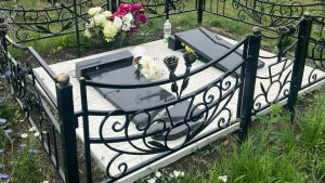 В Алексеевском восстановили более 10 надгробий, пострадавших от вандала