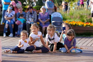 Открытие парка аттракционов и фестиваль мороженого: планируем выходные в Казани