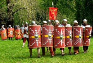 Воины Древнего Рима и стрельцы сойдутся на «Битве эпох» в Татарстане: что ждет зрителей фестиваля