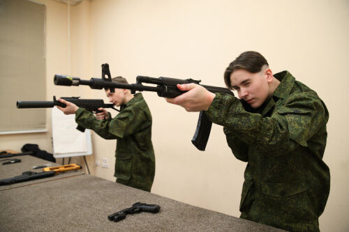 Вспоминая советское прошлое: эксперты Татарстана о внедрении в школах начальной военной подготовки