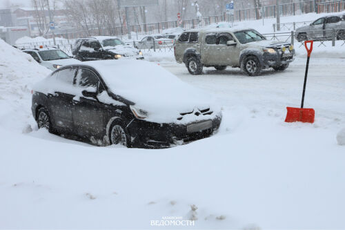Казань опять накрыло снегопадом